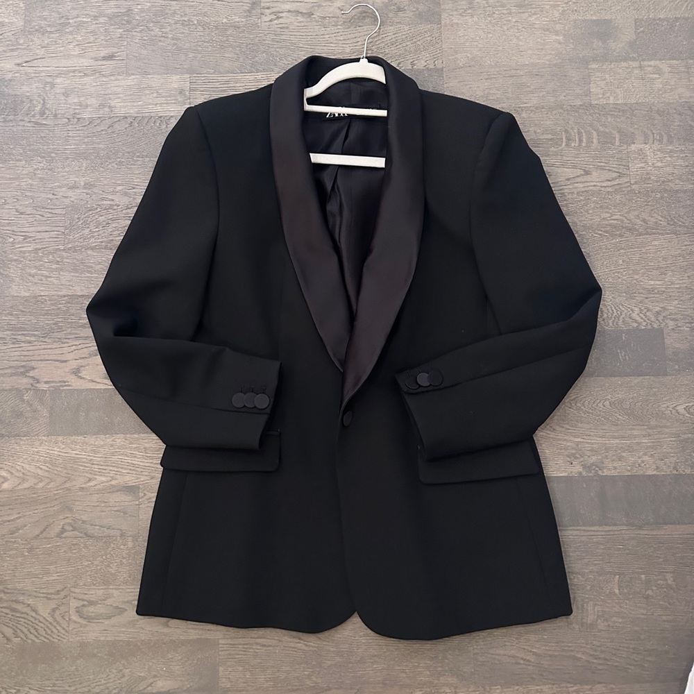 Zara Tuxedo Blazer